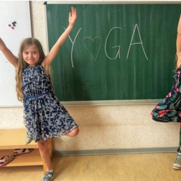 Kinderyoga in Schule und KiTa