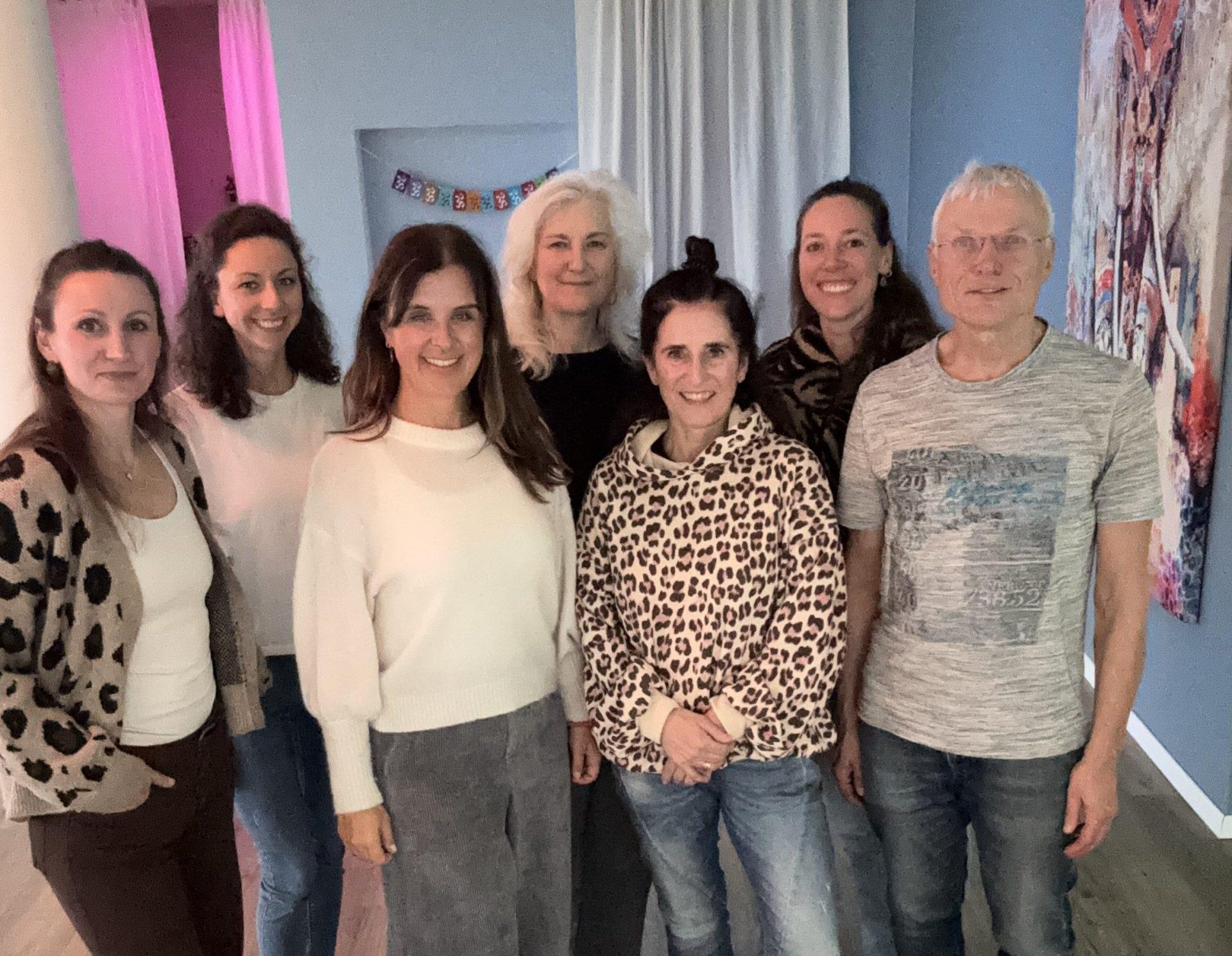 DreiHasenYoga Team